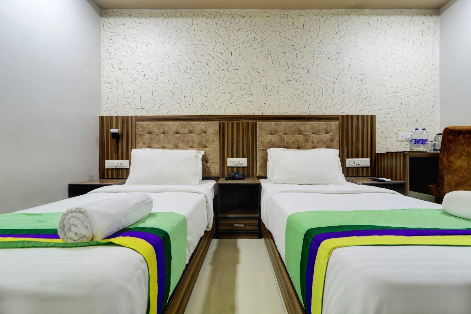 Hotel New Blue Sapphire Residency Mumbai Exterior foto